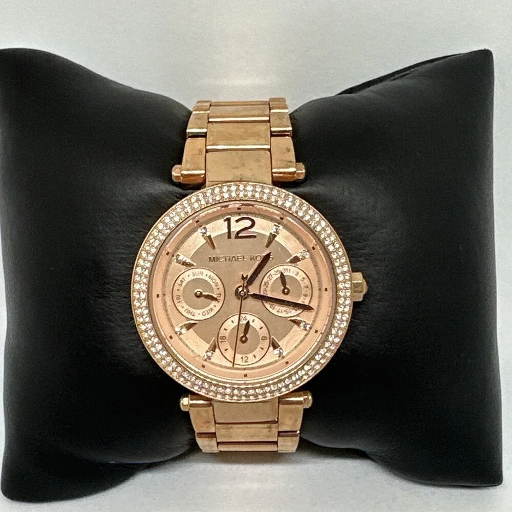 Michael Kors MK6352 Women's Stainless Steel Analog Gold Dial Quartz Watch HME700